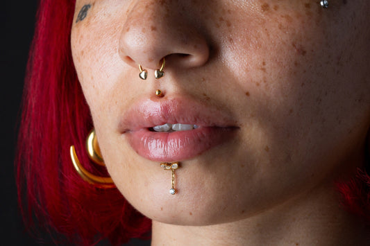 Labret vs. Vertical Labret Piercing: Which Piercing is Best for You?