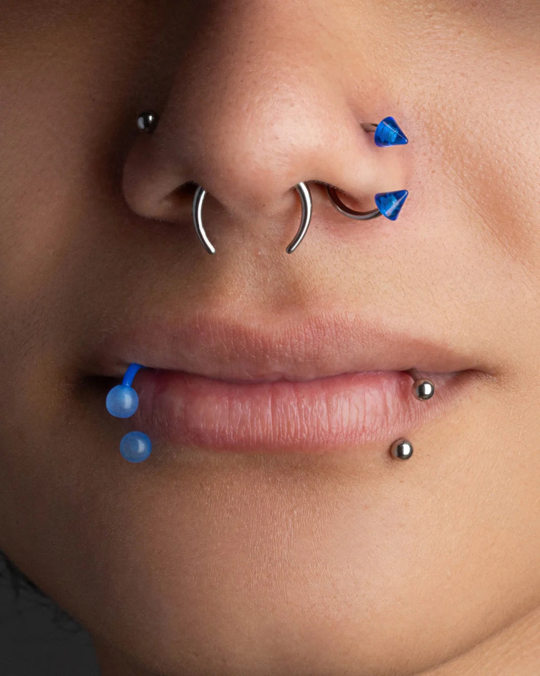 Septum Pincher Ring with 2 Black O-Rings - Stainless Steel