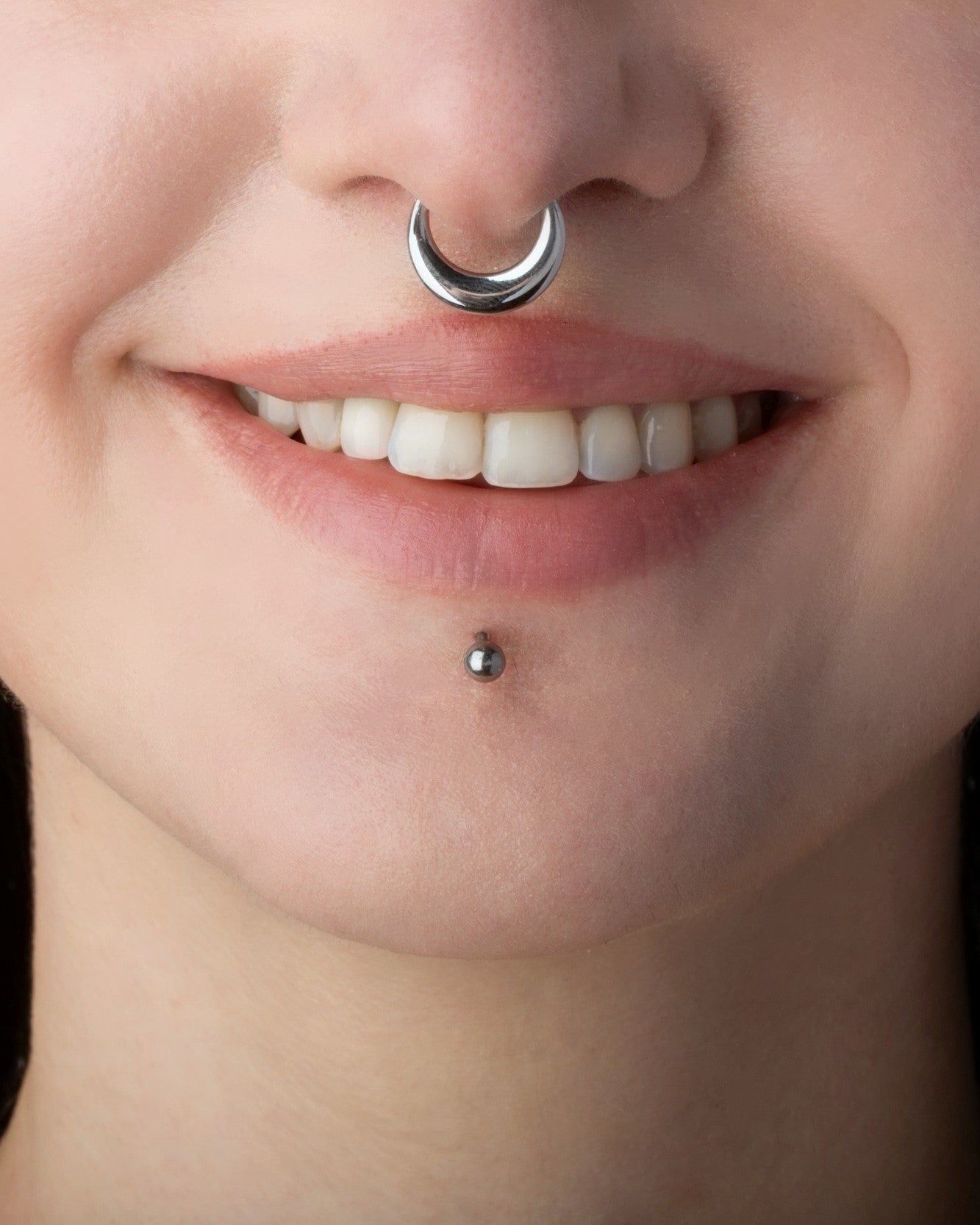 Rounded Thick Hinged Segment Clicker Ring - 316L Stainless Steel