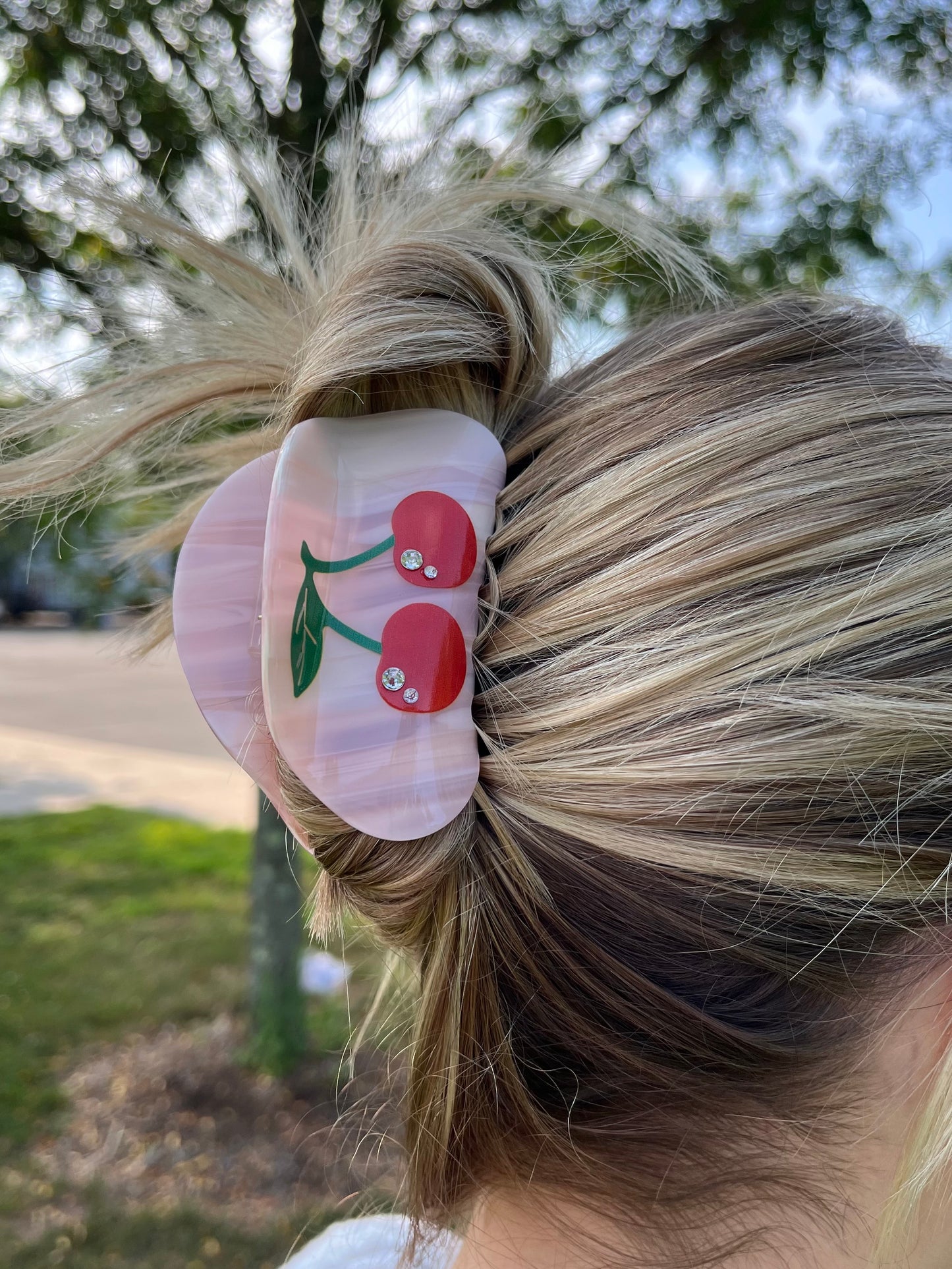 Cherry Claw Hair Clip