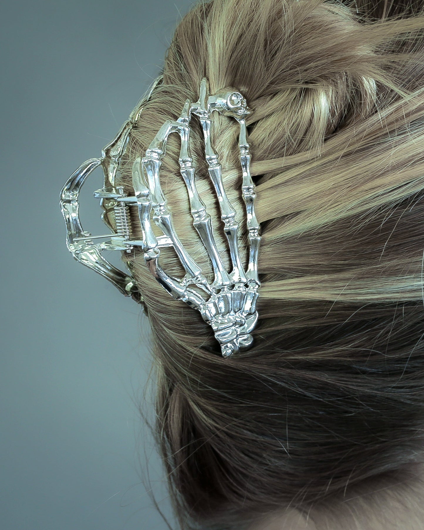 Metal Skeleton Hand Claw Hair Clip