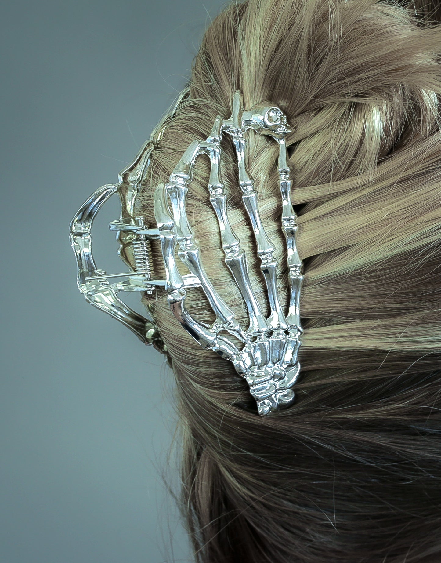 Metal Skeleton Hand Claw Hair Clip