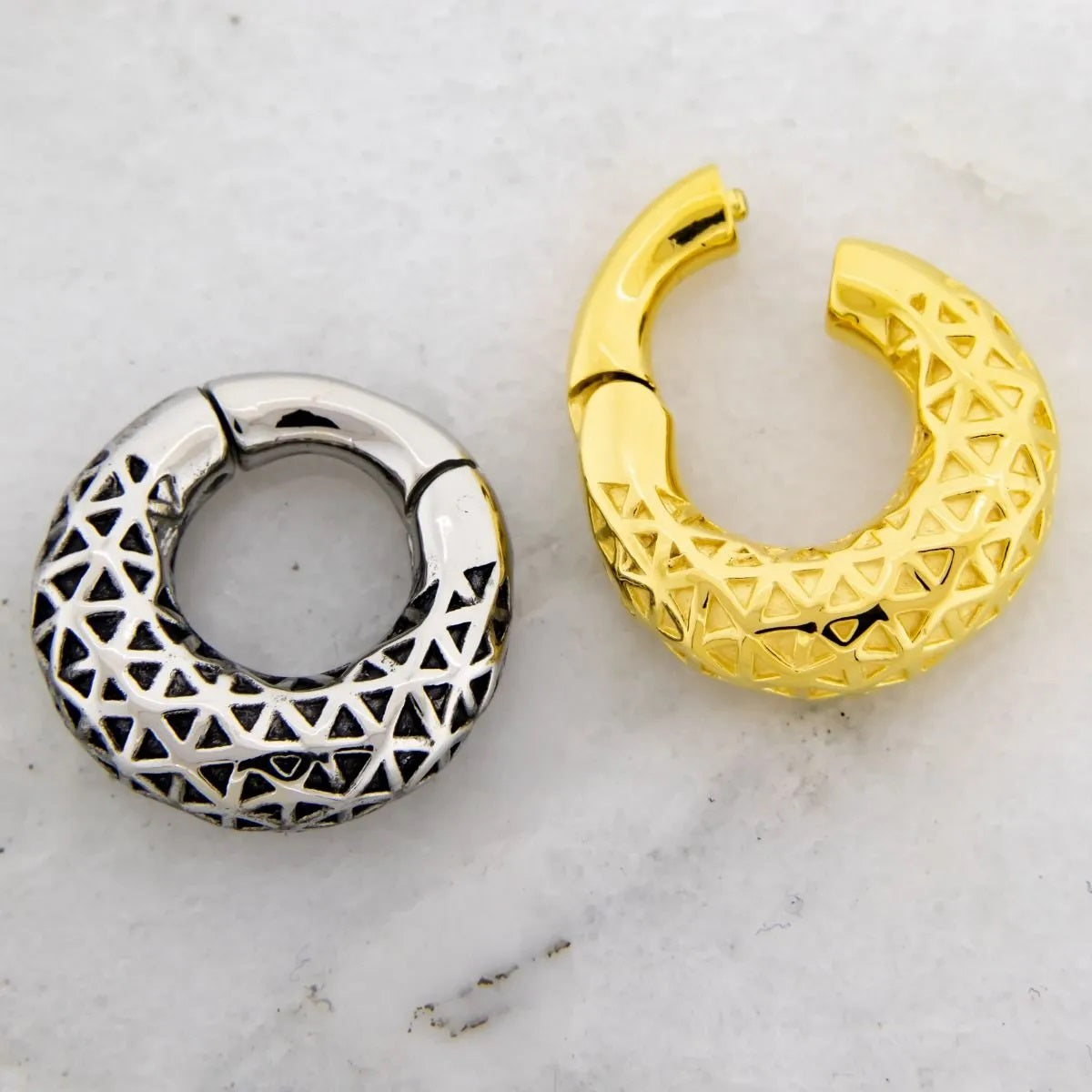 Textured Geometric Pattern Hinged Clicker Rings for Stretched Piercings - Pair - 316L Stainless Steel