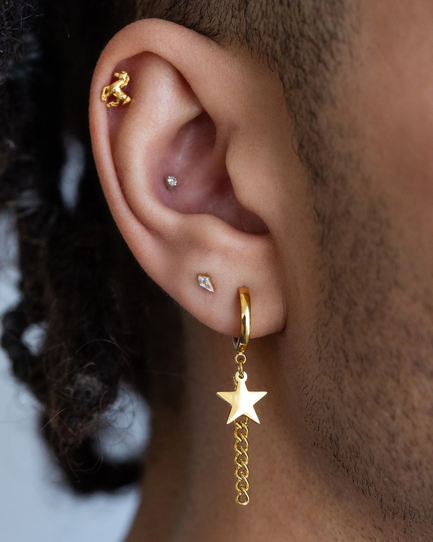 Star Chain Dangling Huggie Hoop Earrings - Pair - Gold PVD Stainless Steel