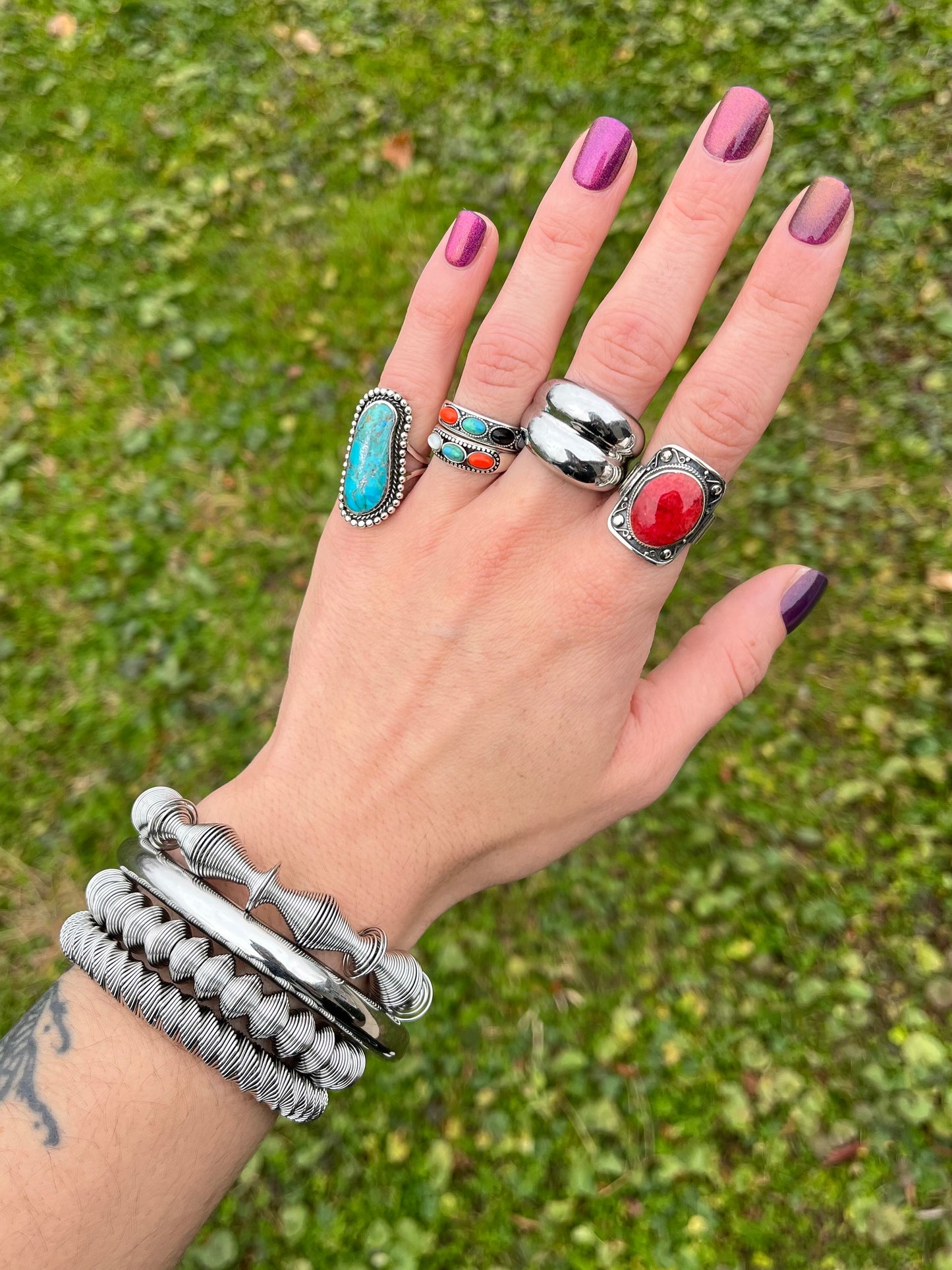 Multicolor Oval Shaped Stone Lined Ring - Oxidized 925 Sterling Silver