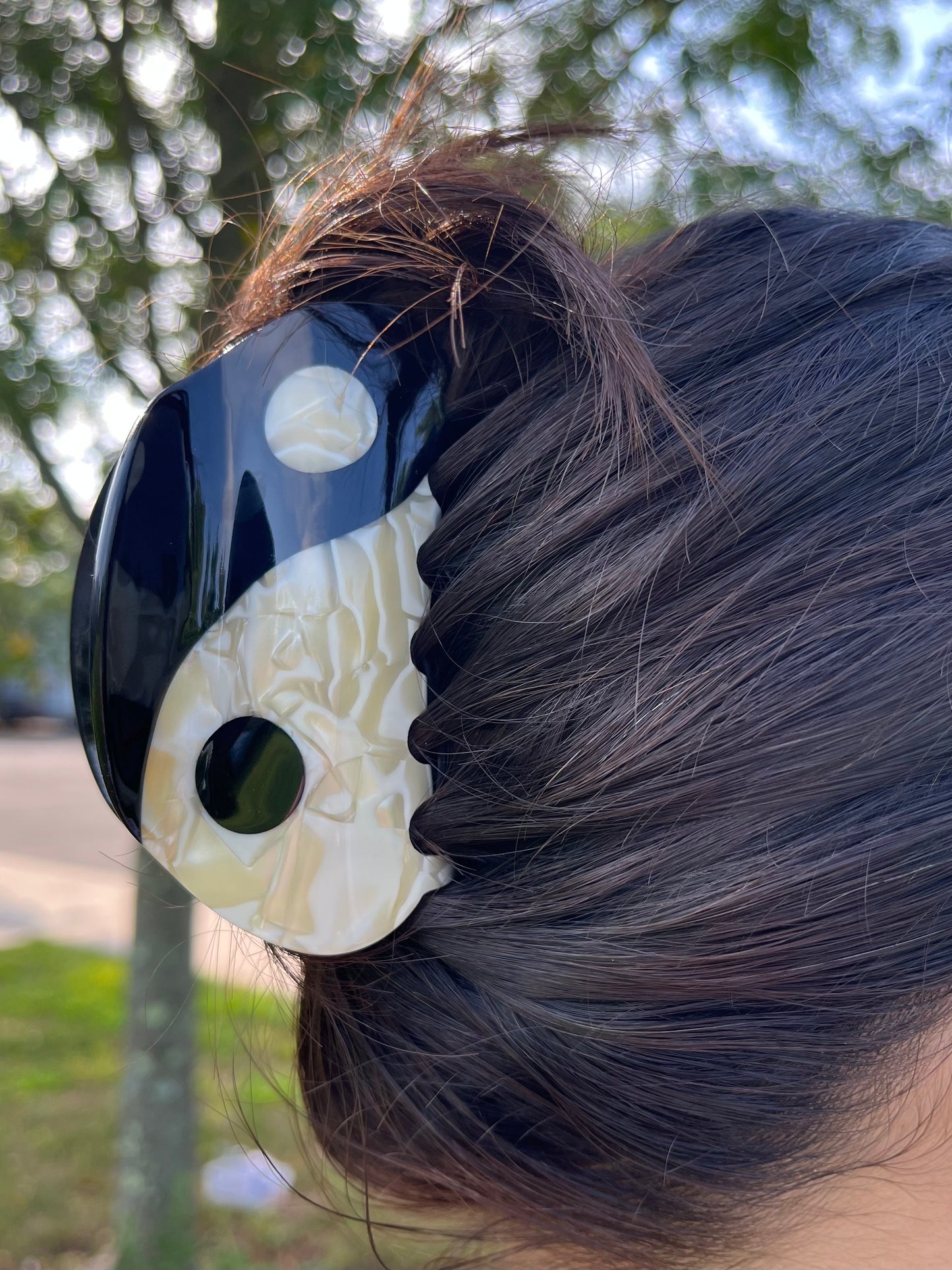 Yin Yang Claw Hair Clip