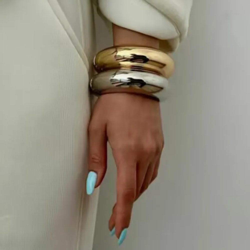 Thick Polished Hinged Bangle Bracelet