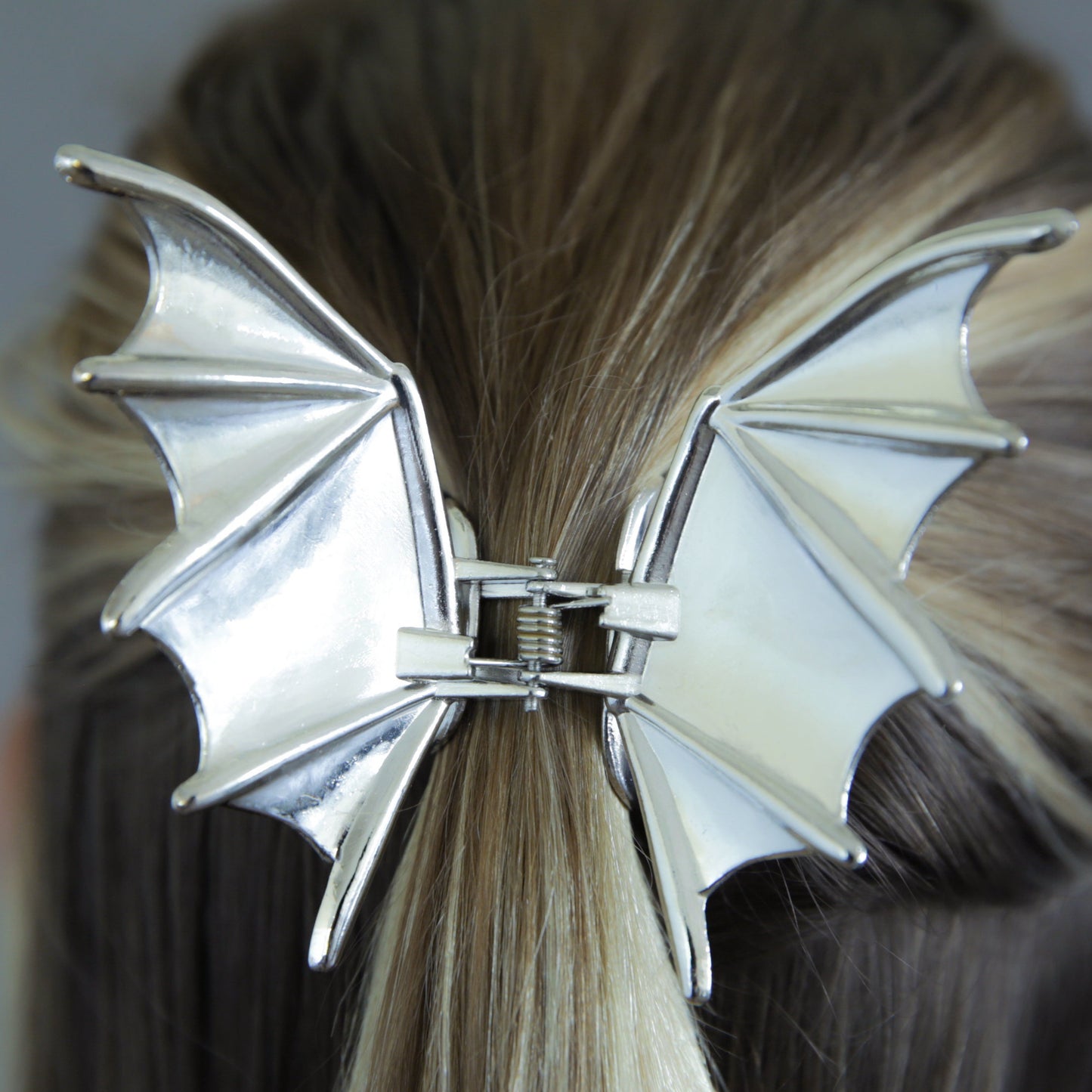 Metal Bat Wings Claw Hair Clip