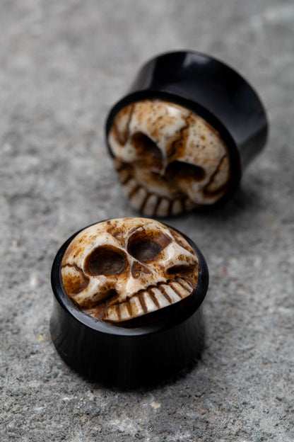 3D Skull Hand Carved Organic Buffalo Horn Double Flared Plugs